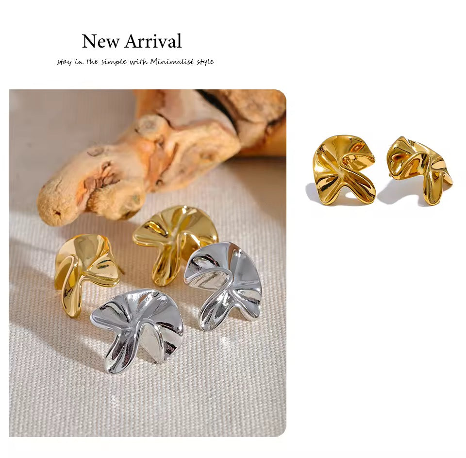 Flower Stud Earrings