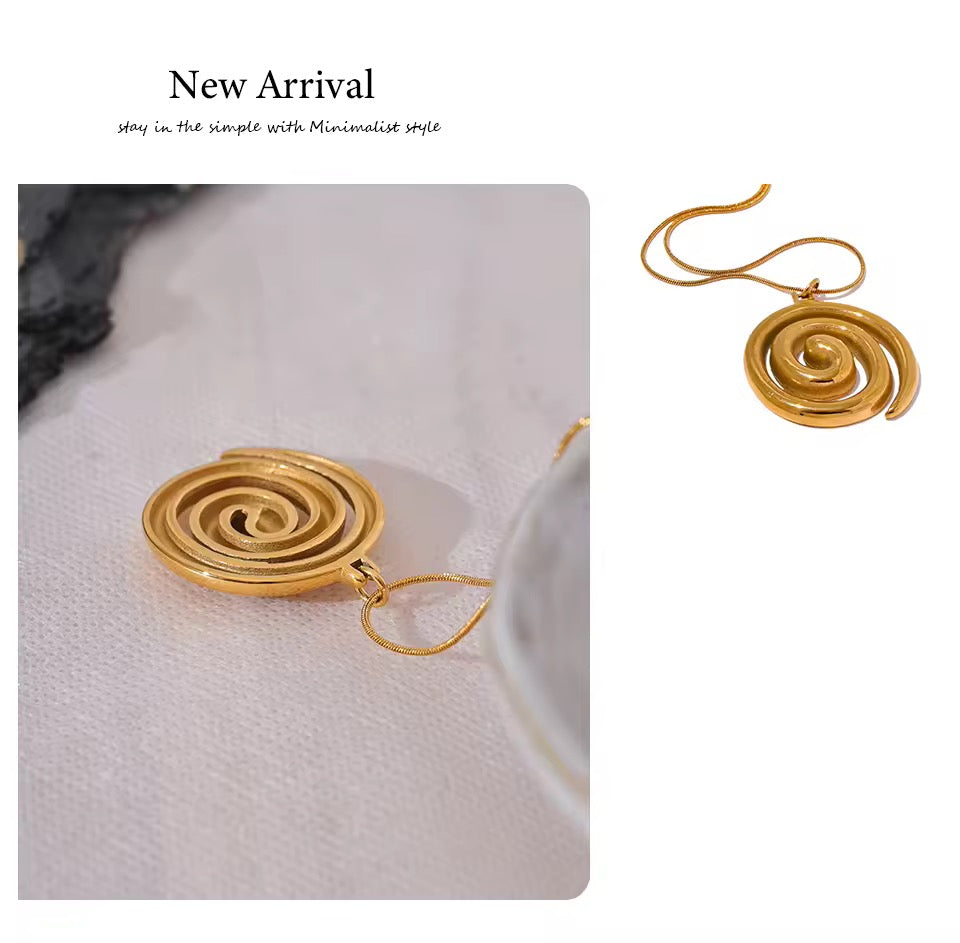 Circle Pendant Necklace