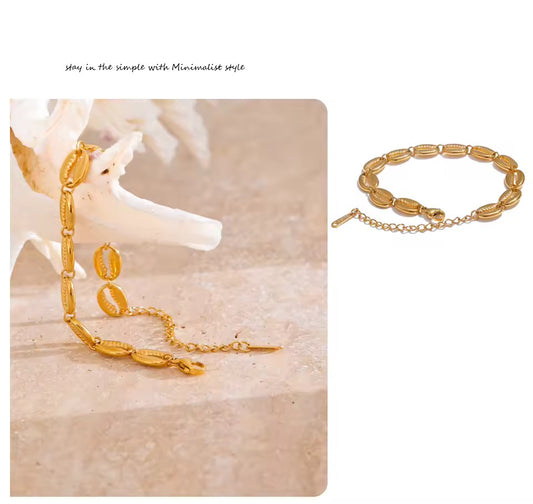 Shells Gold Bracelet